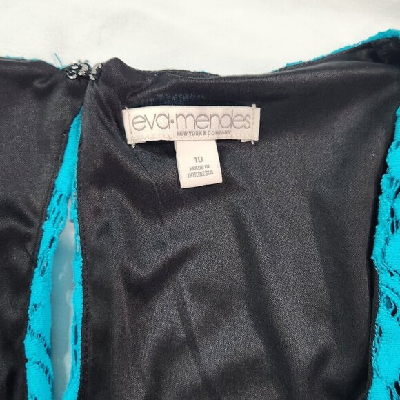 26 Eva Mendes for New York & Company Teal Lace Sheath Dress 10
Lot K - Picture 4 of 7
